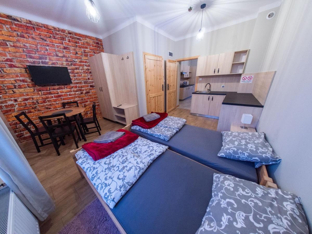 Inowlodz Apartamenty Rycerskie מראה חיצוני תמונה