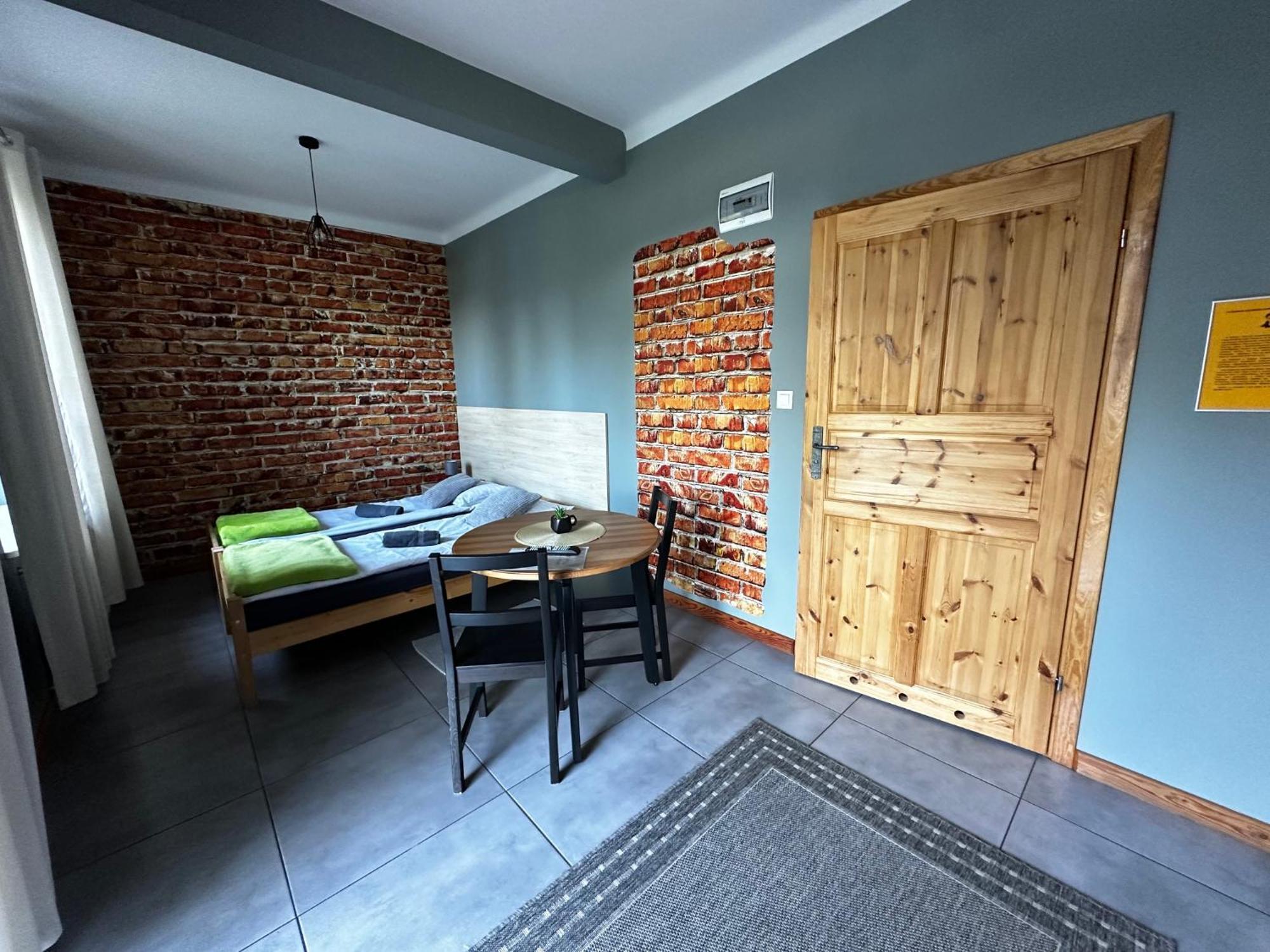 Inowlodz Apartamenty Rycerskie מראה חיצוני תמונה
